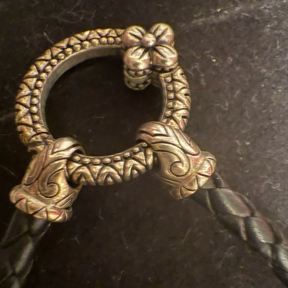 Michael Dawkins Black and Gold Leather Cord Bracelet. Chic excellent piece 🌟 - Picture 4 of 4